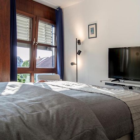Zentrale Ruhige Wohnung Mit Parkplatz بادربورن المظهر الخارجي الصورة